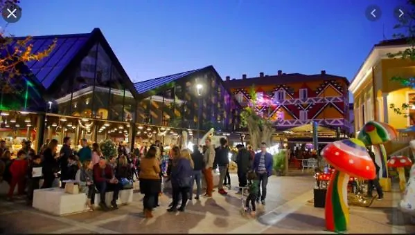 Tirana City Center 4 ألبانيا